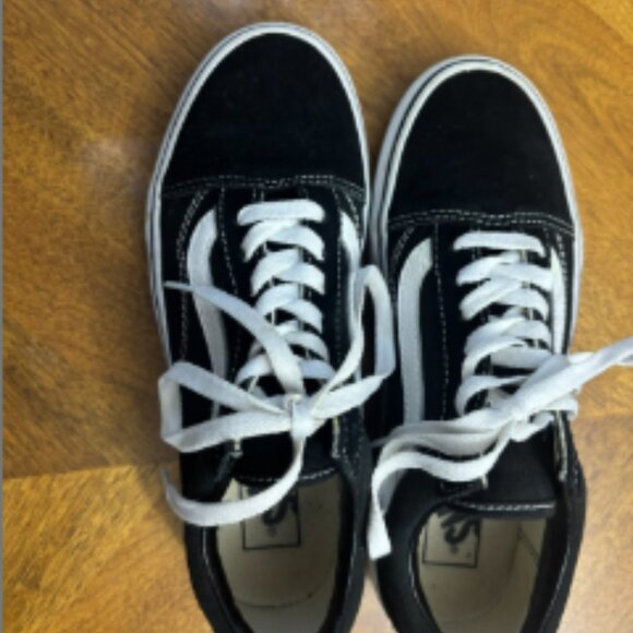 Black Old Skool Vans Low Top Womens: 7.5  Mens: 6.0 - Picture 5 of 14
